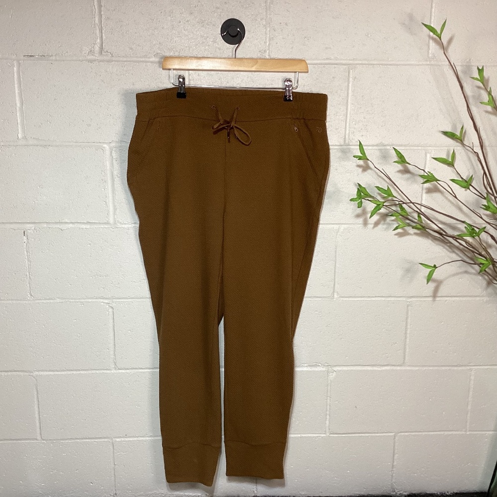 7Diamonds Restoration Slim Fit Women’s Jogger | XXL | New without Tags